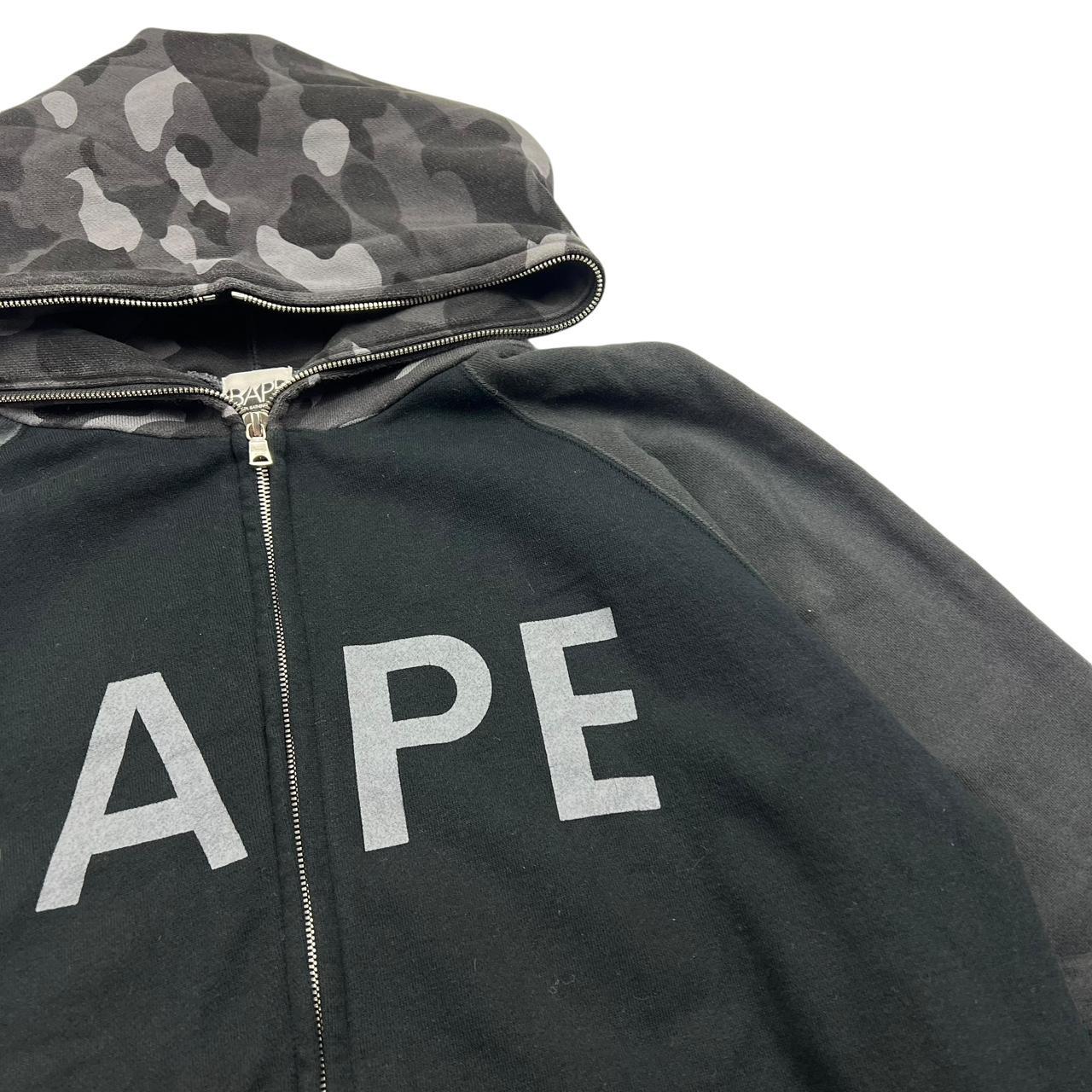 Bape Hoodie (M)
