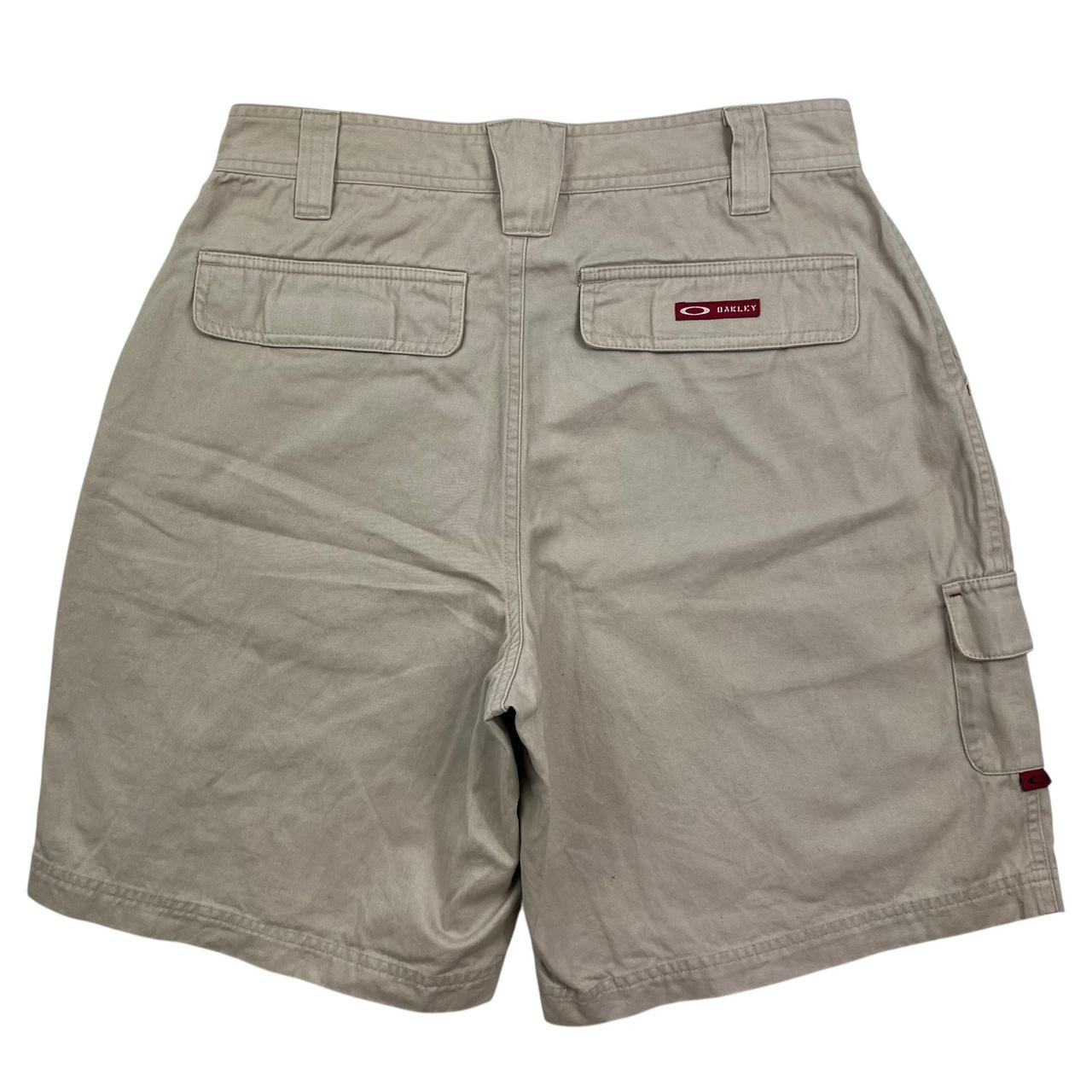 Oakley Shorts (w30)