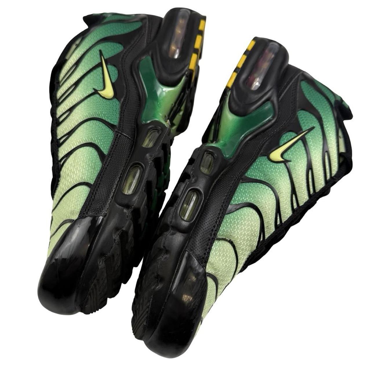 Nike TN Vapor Green (uk 8.5)