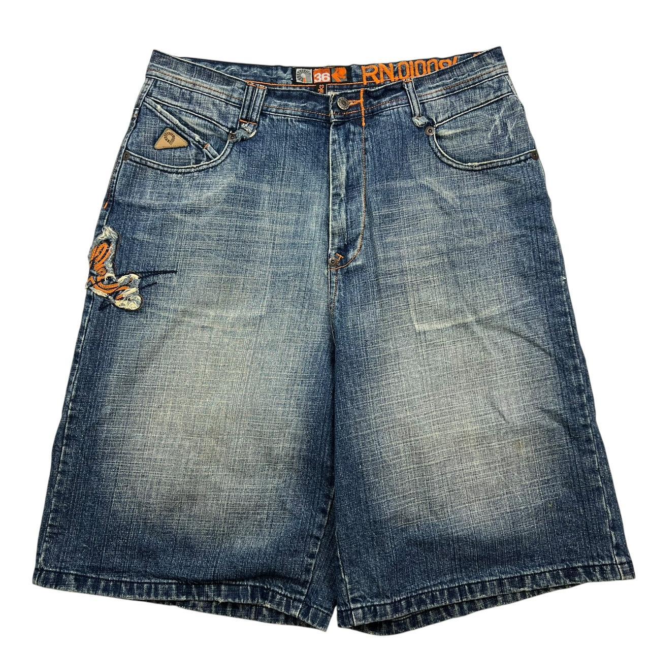 Akademiks Shorts (w36)