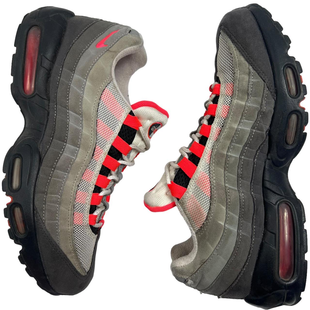 Nike Air Max 95 Solar Red (uk 8.5)