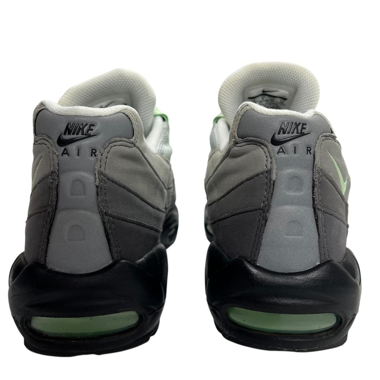 Nike Air Max 95 Fresh Mint (uk 9)