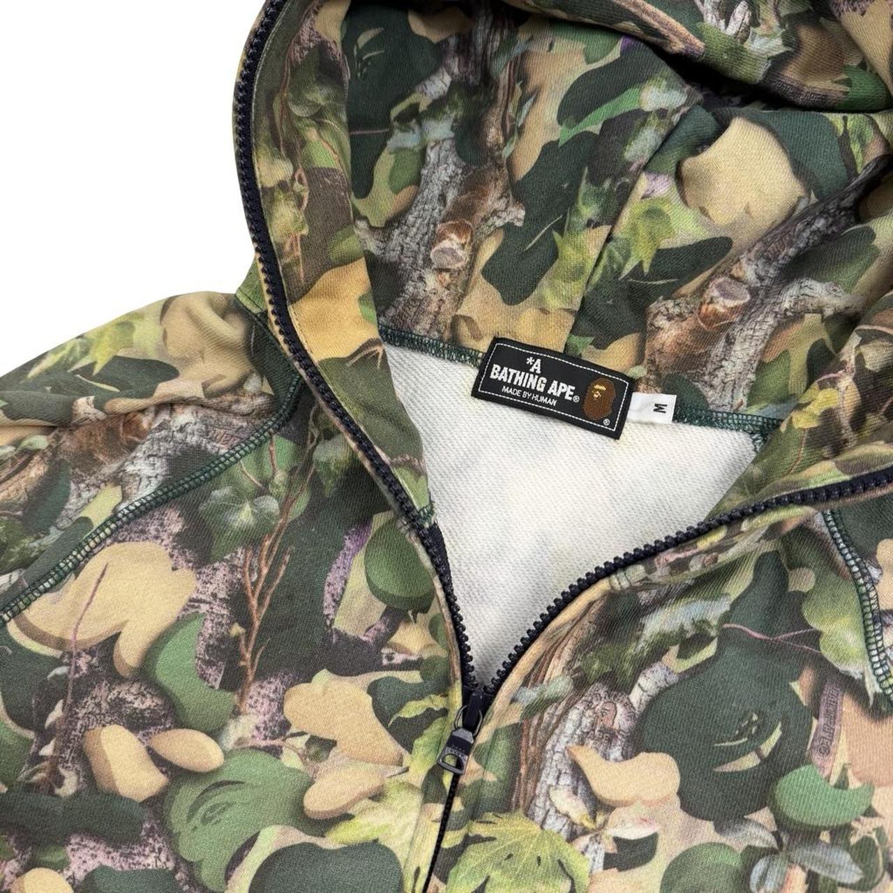 Bape Hoodie (M)