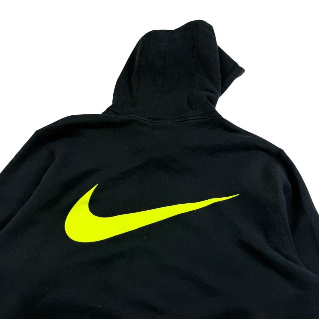 Nike Hoodie (L)