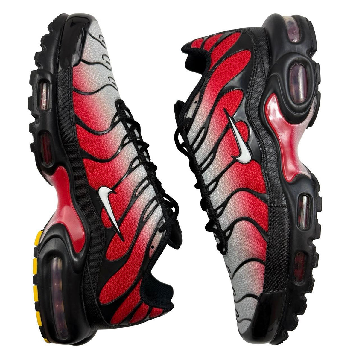 Nike TN Black Fiery Red (uk 10.5)