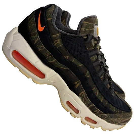Nike x Carhartt Air Max 95 (uk 7)