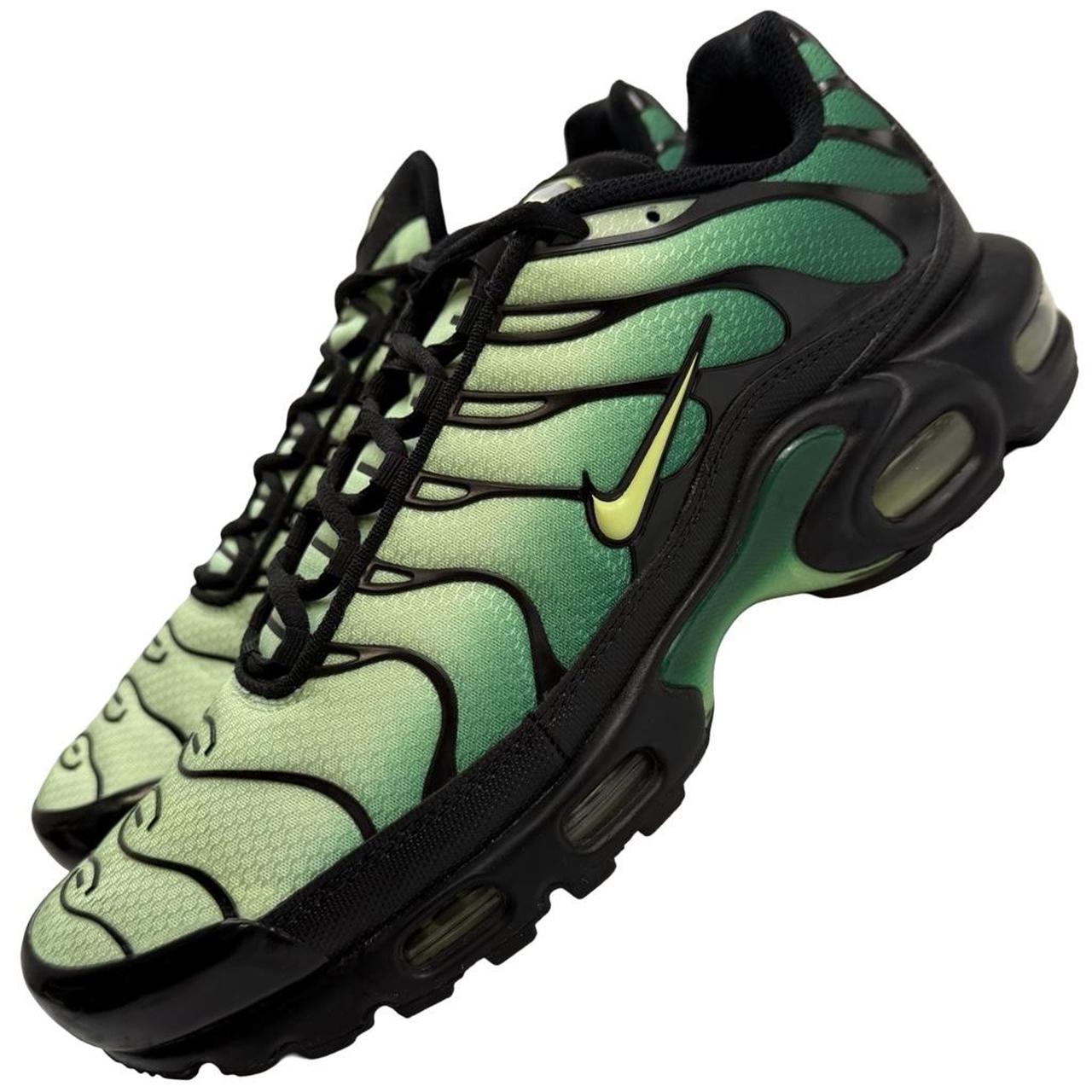 Nike TN Vapor Green (uk 8.5)