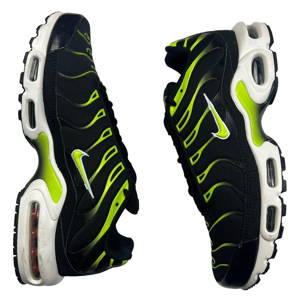 Nike TN Volt Green (uk 9.5)