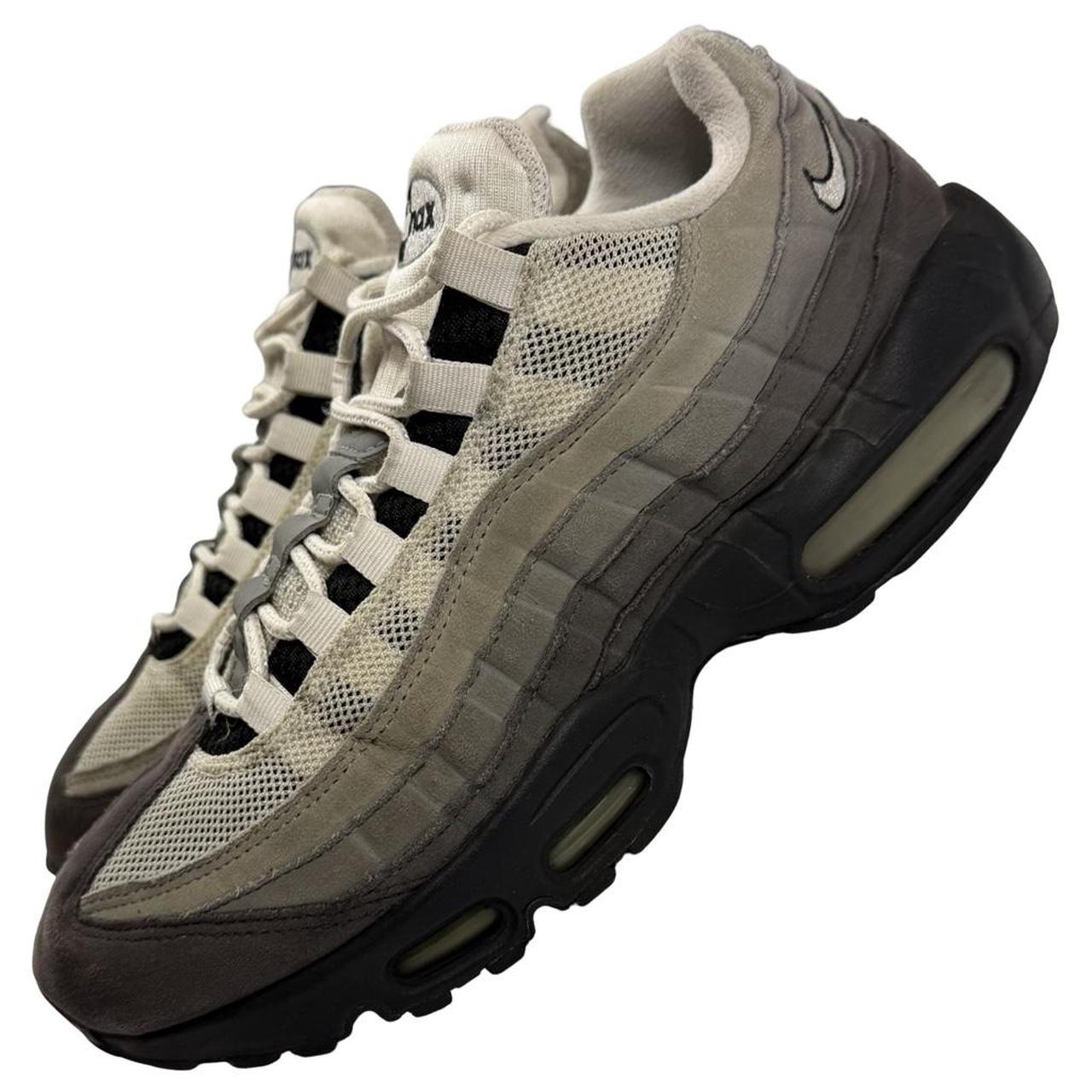 Nike Air Max 95 Granite (uk 7)