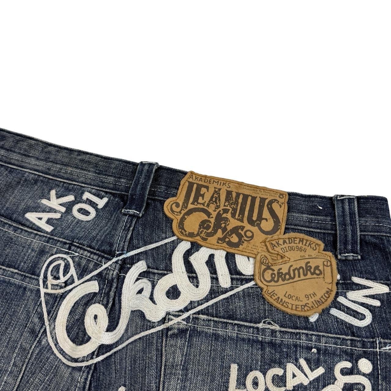 Akademiks Shorts (w35)