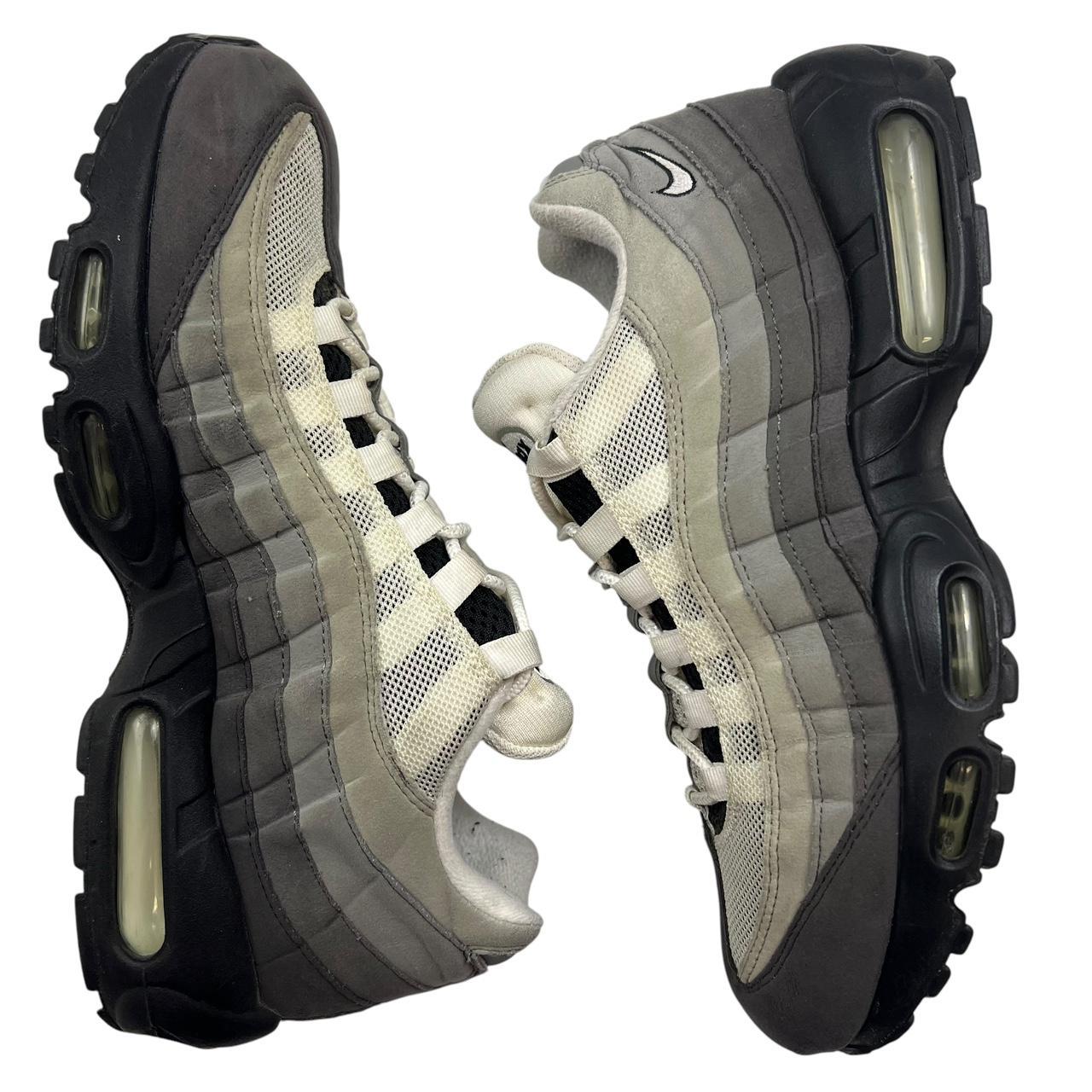 Nike Air Max 95 Granite (uk 8.5)