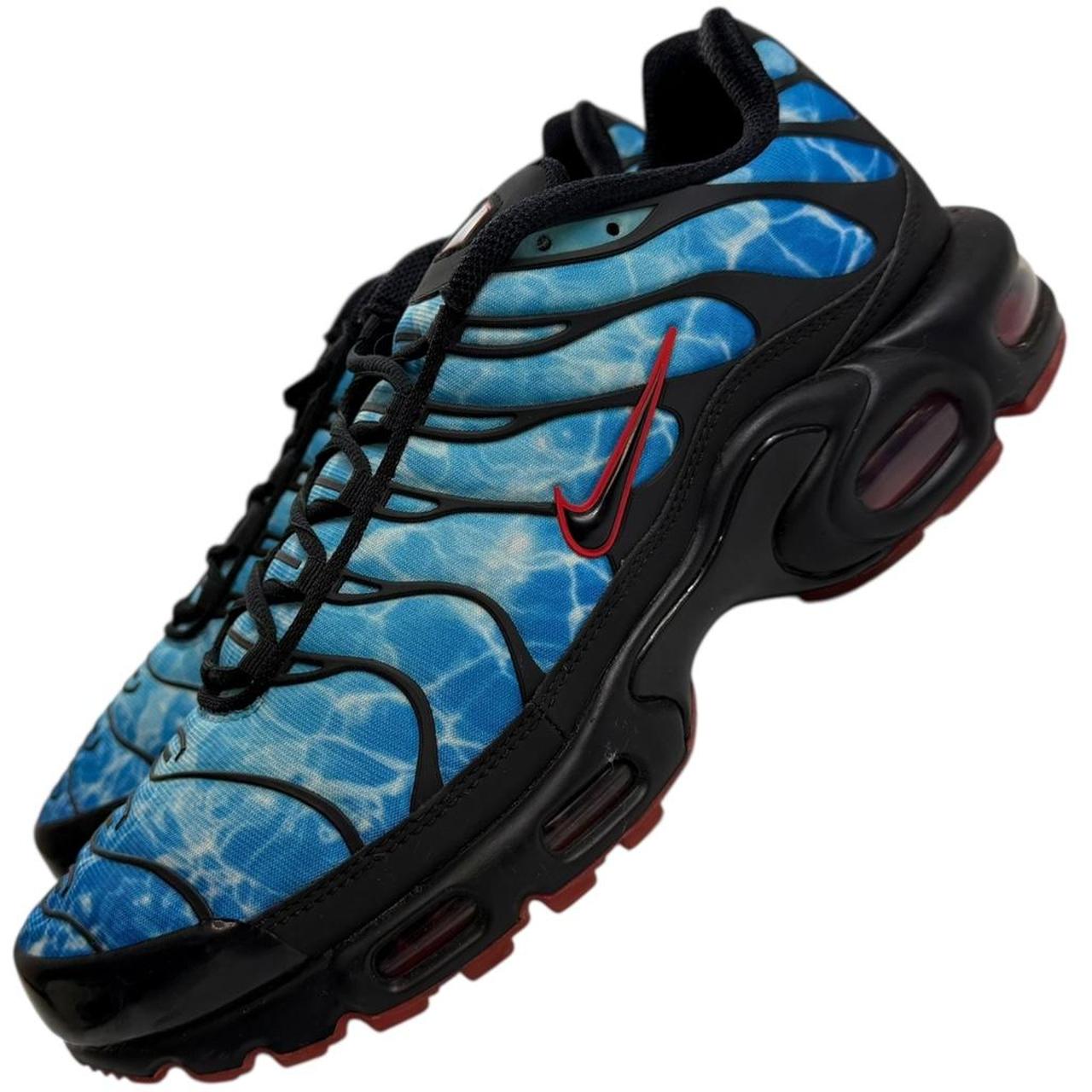 Nike TN Shark Attack (uk 9)