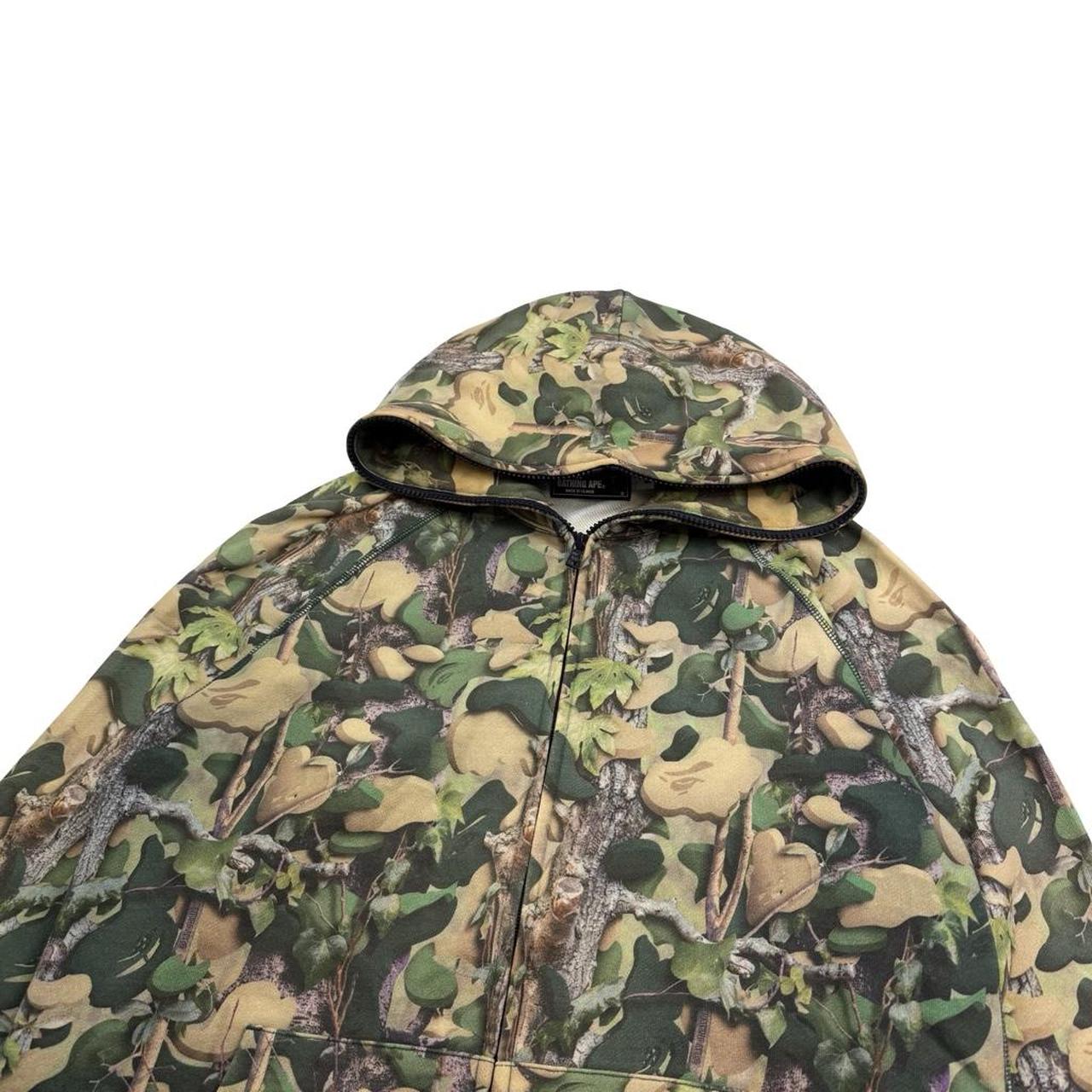 Bape Hoodie (M)