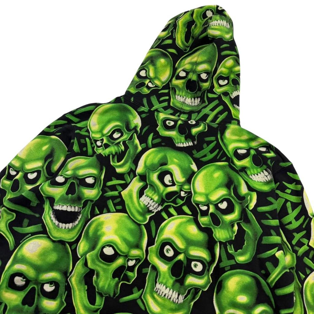 Supreme Hoodie (L)