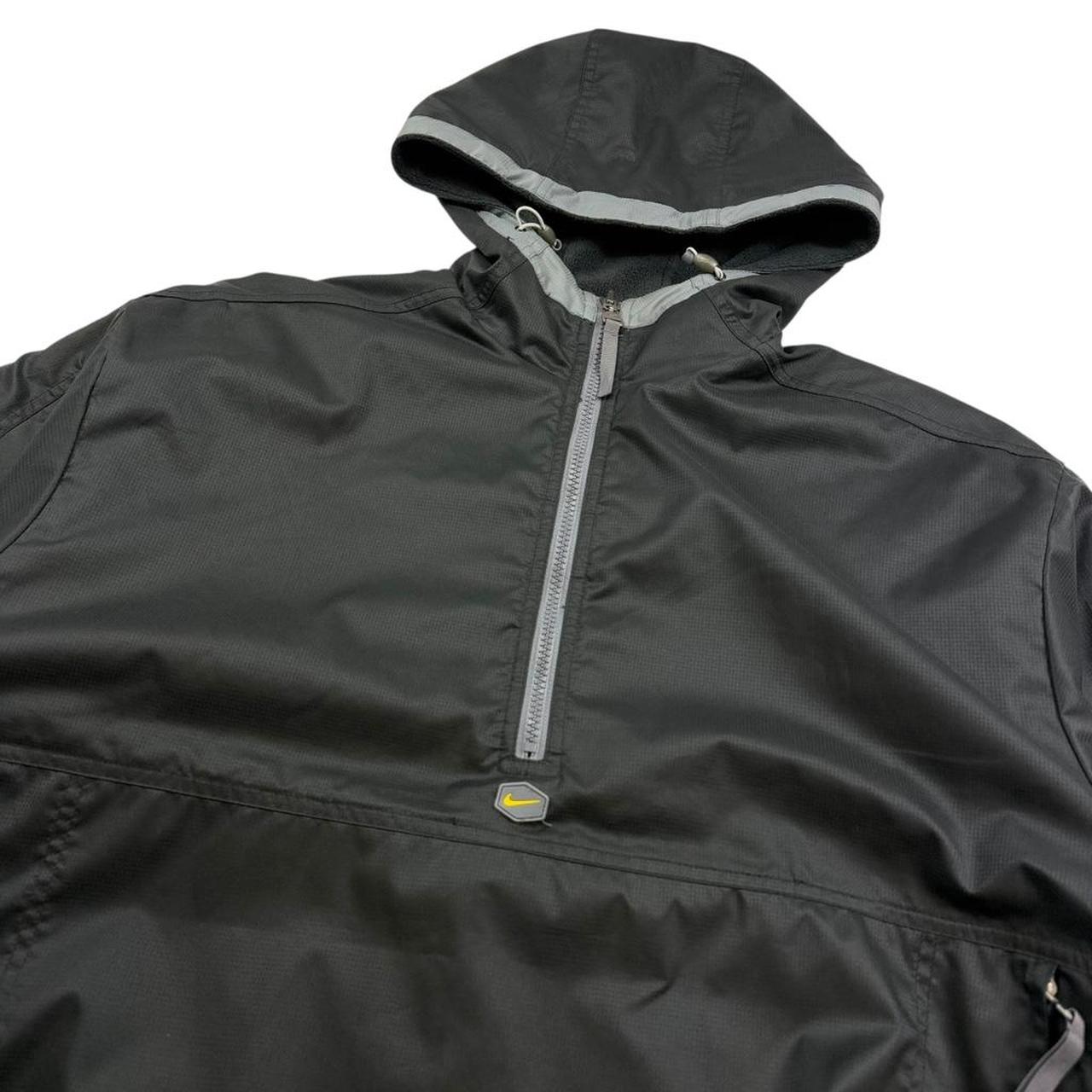 Nike Hoodie (L)