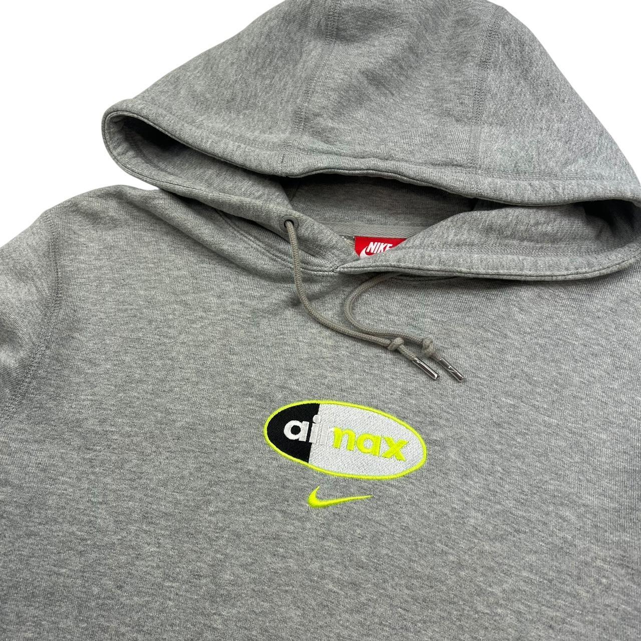 Nike Hoodie (L)
