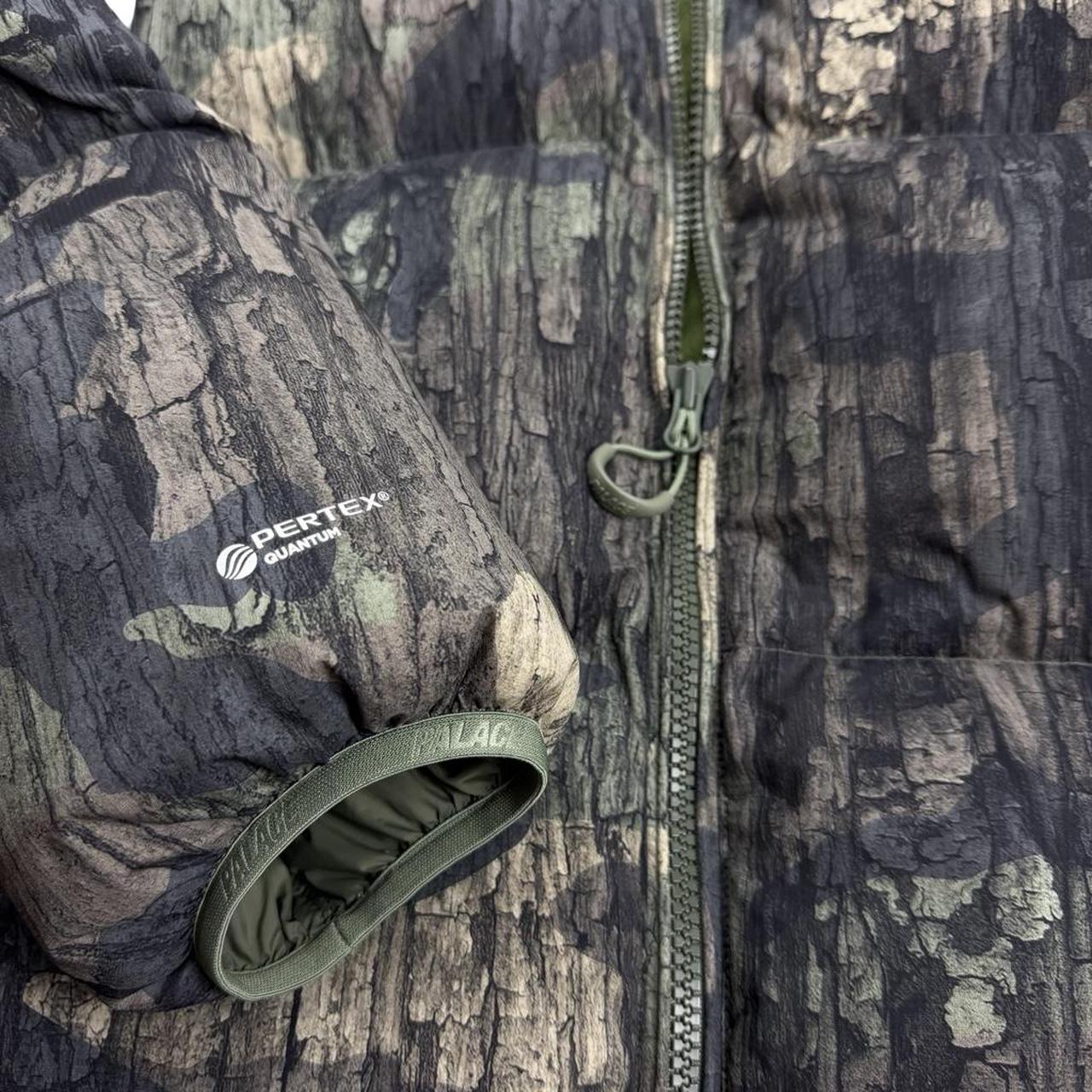 Palace Puffer Jacket (L)