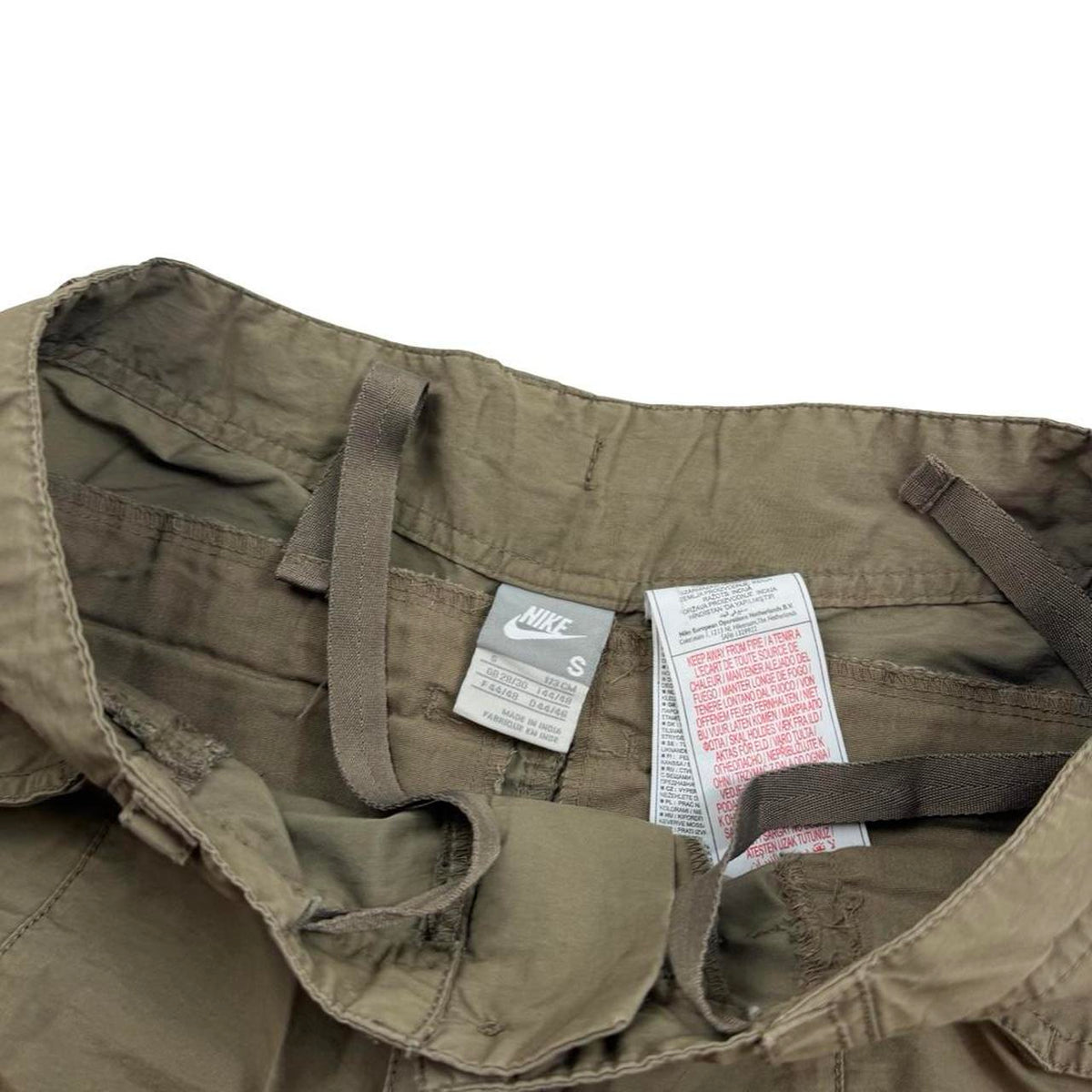 Nike Cargo Shorts (S)