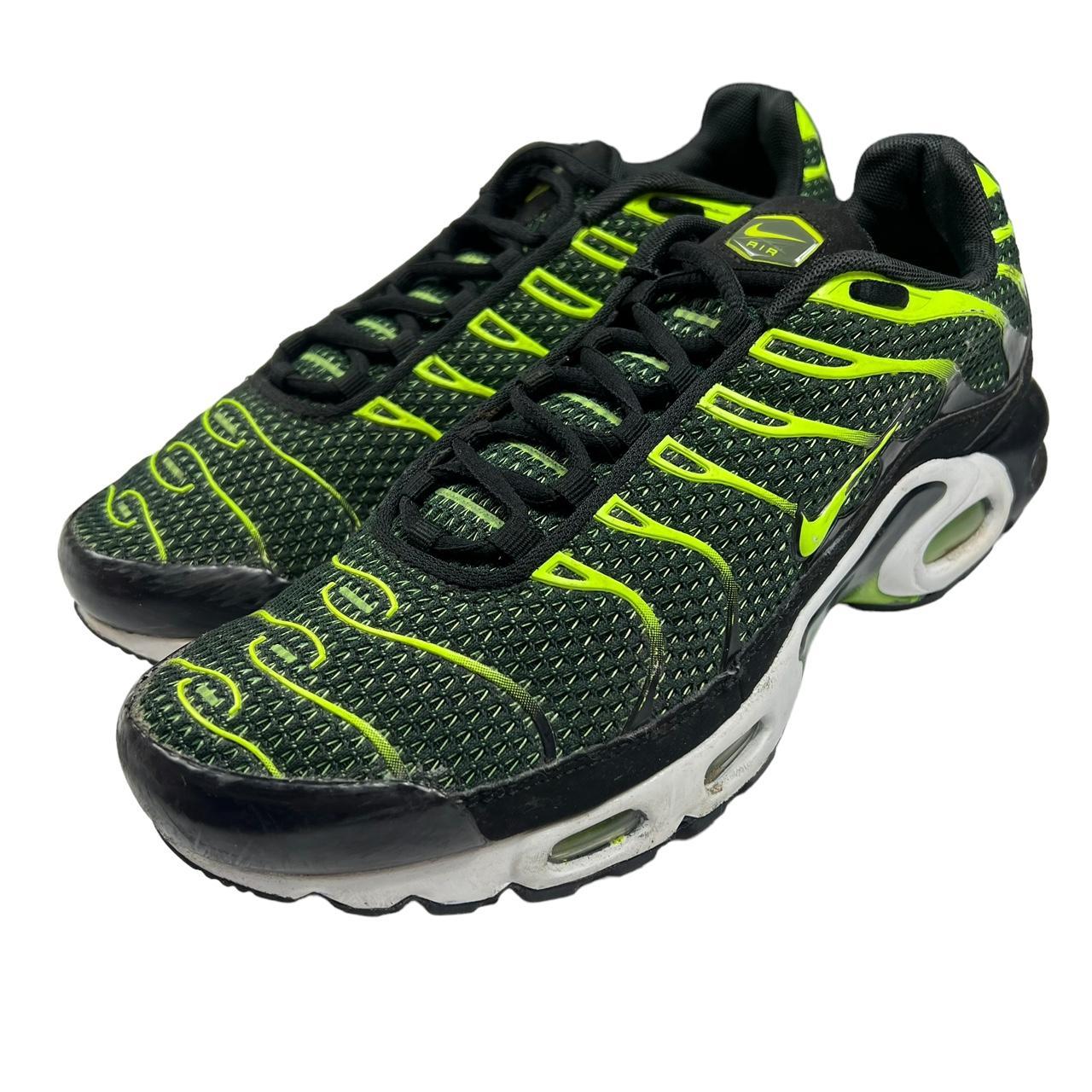 Nike TN Volt (uk 8.5)