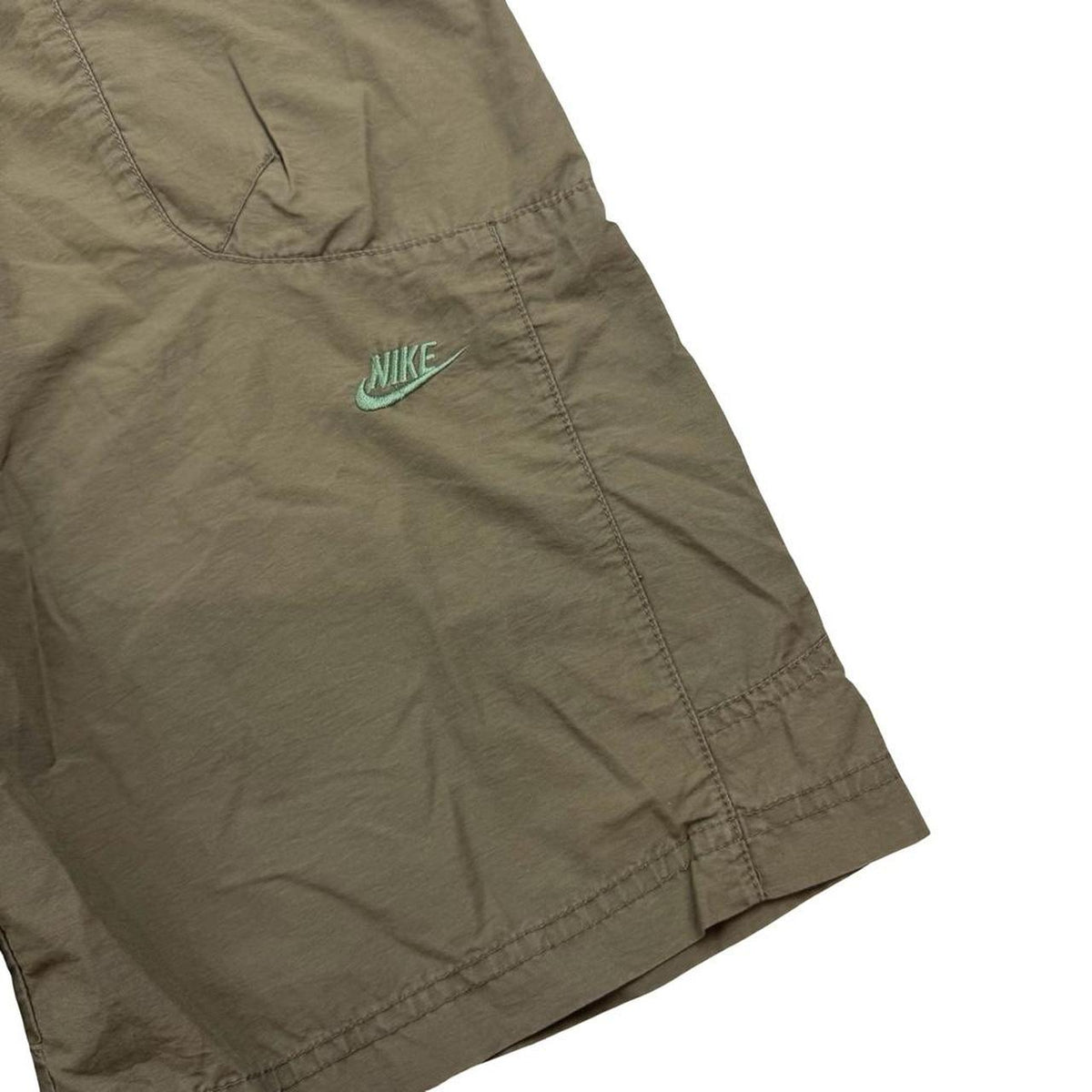 Nike Cargo Shorts (S)