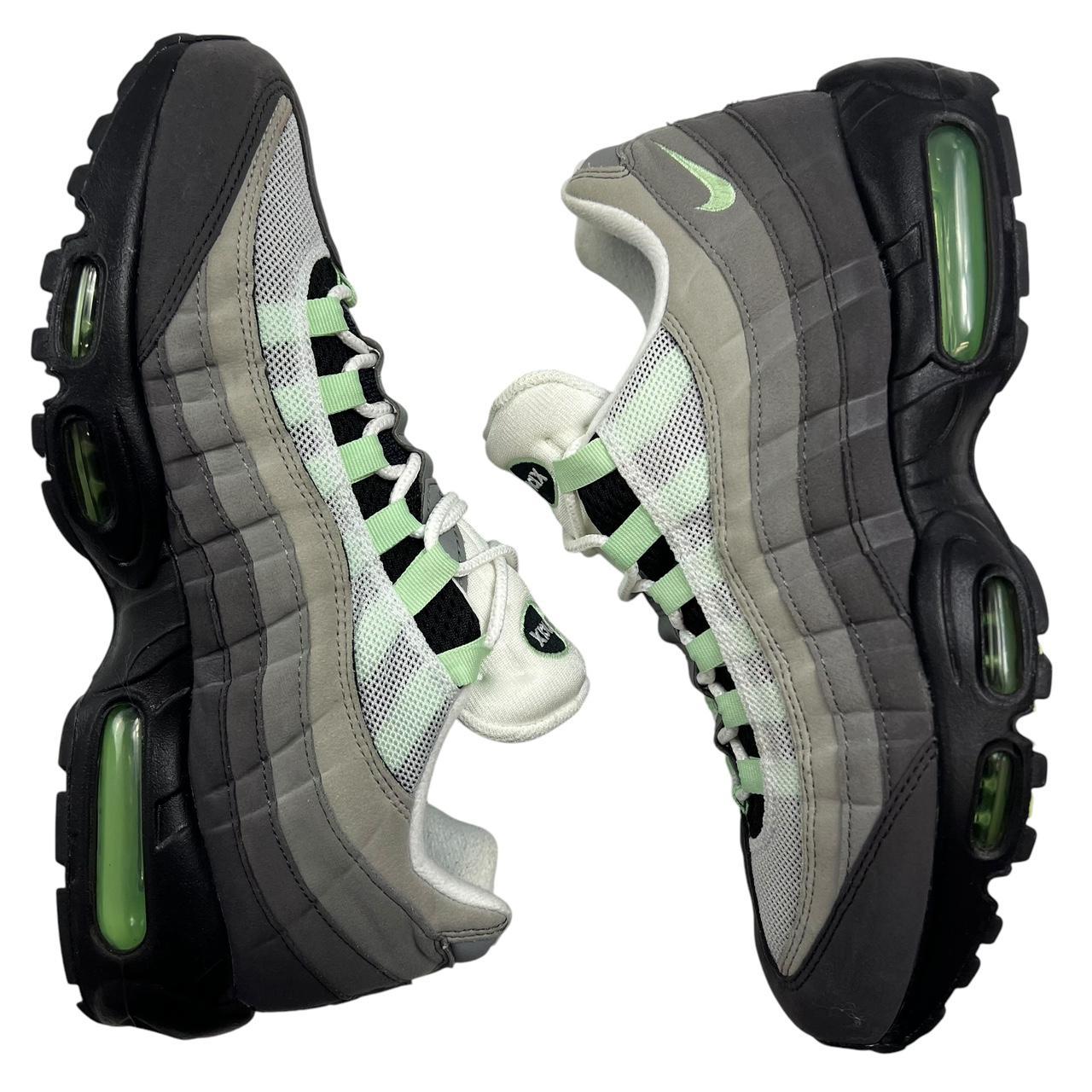 Nike Air Max 95 Fresh Mint (uk 9)