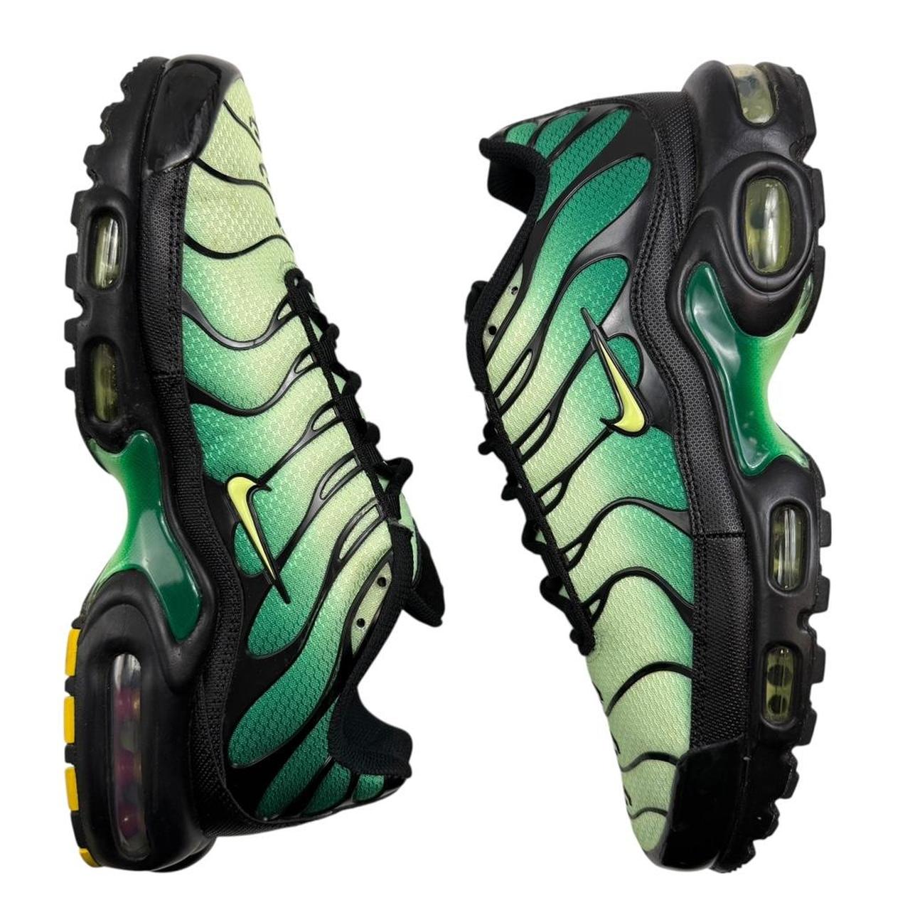 Nike TN Vapor Green (uk 7.5)