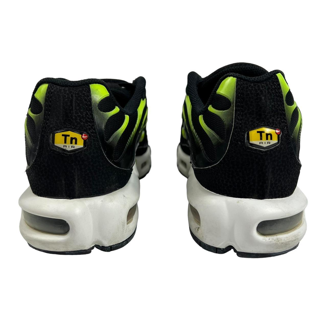 Nike TN Volt (uk 8.5)