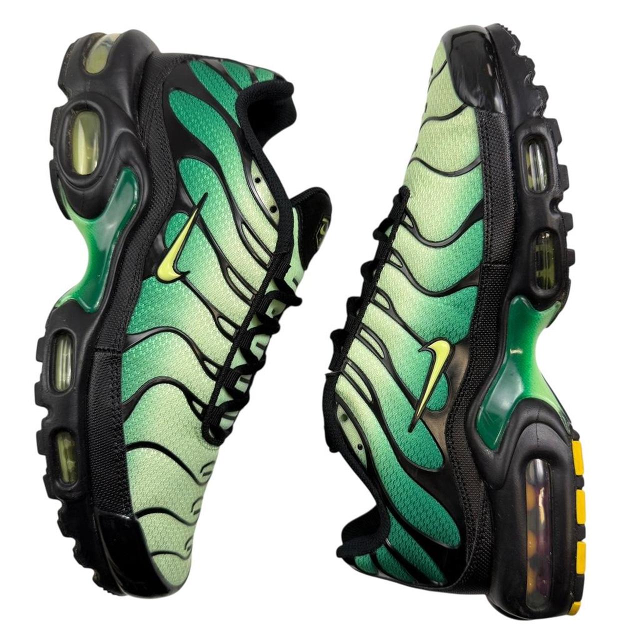 Nike TN Vapor Green (uk 7.5)