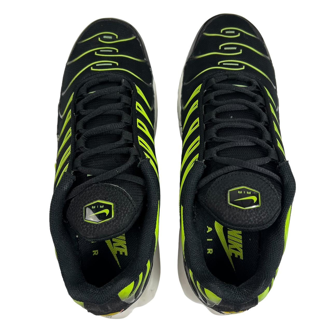 Nike TN Volt (uk 8.5)