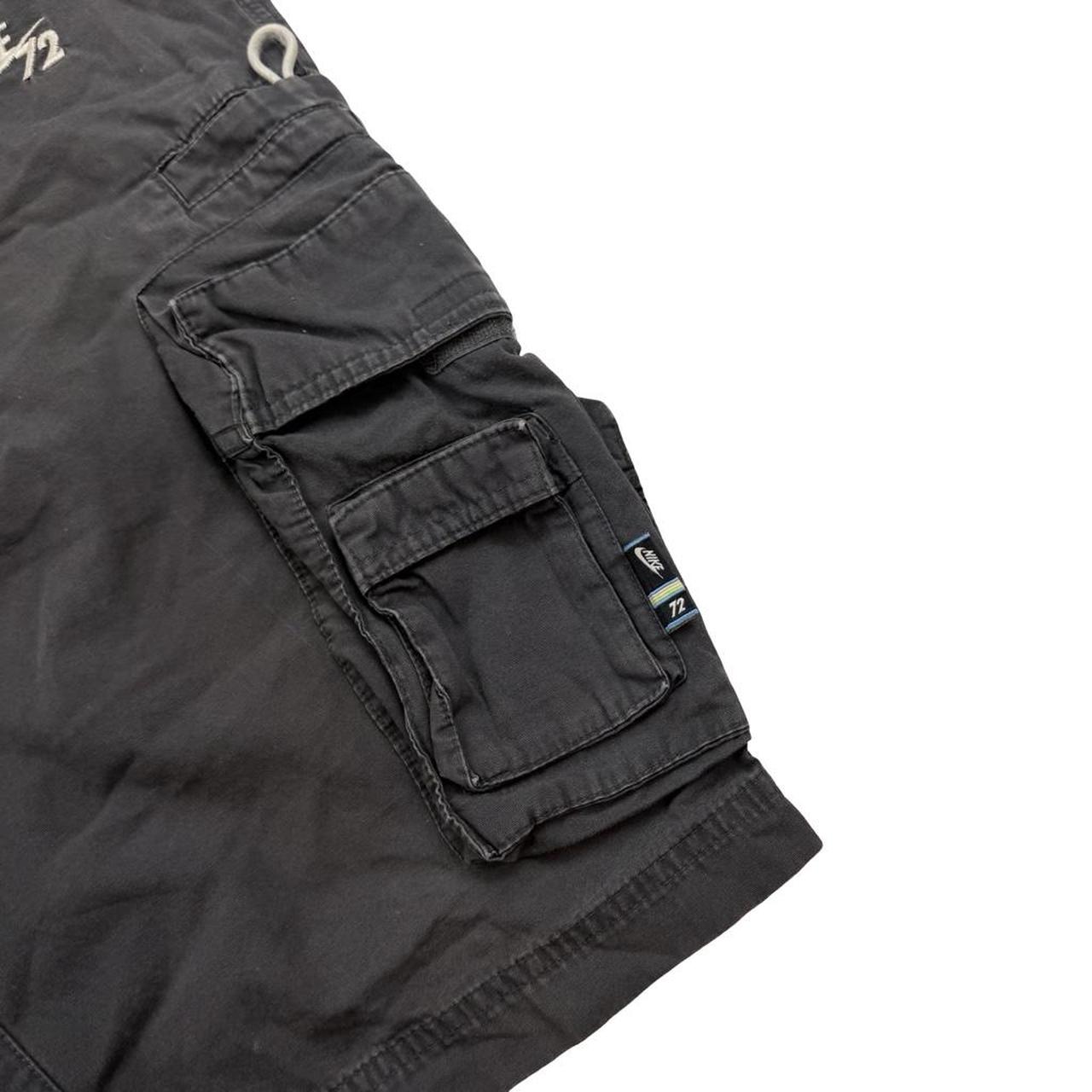 Nike Cargo Shorts (w32)