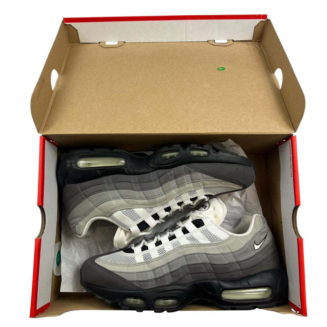 Nike Air Max 95 Granite (uk 8)