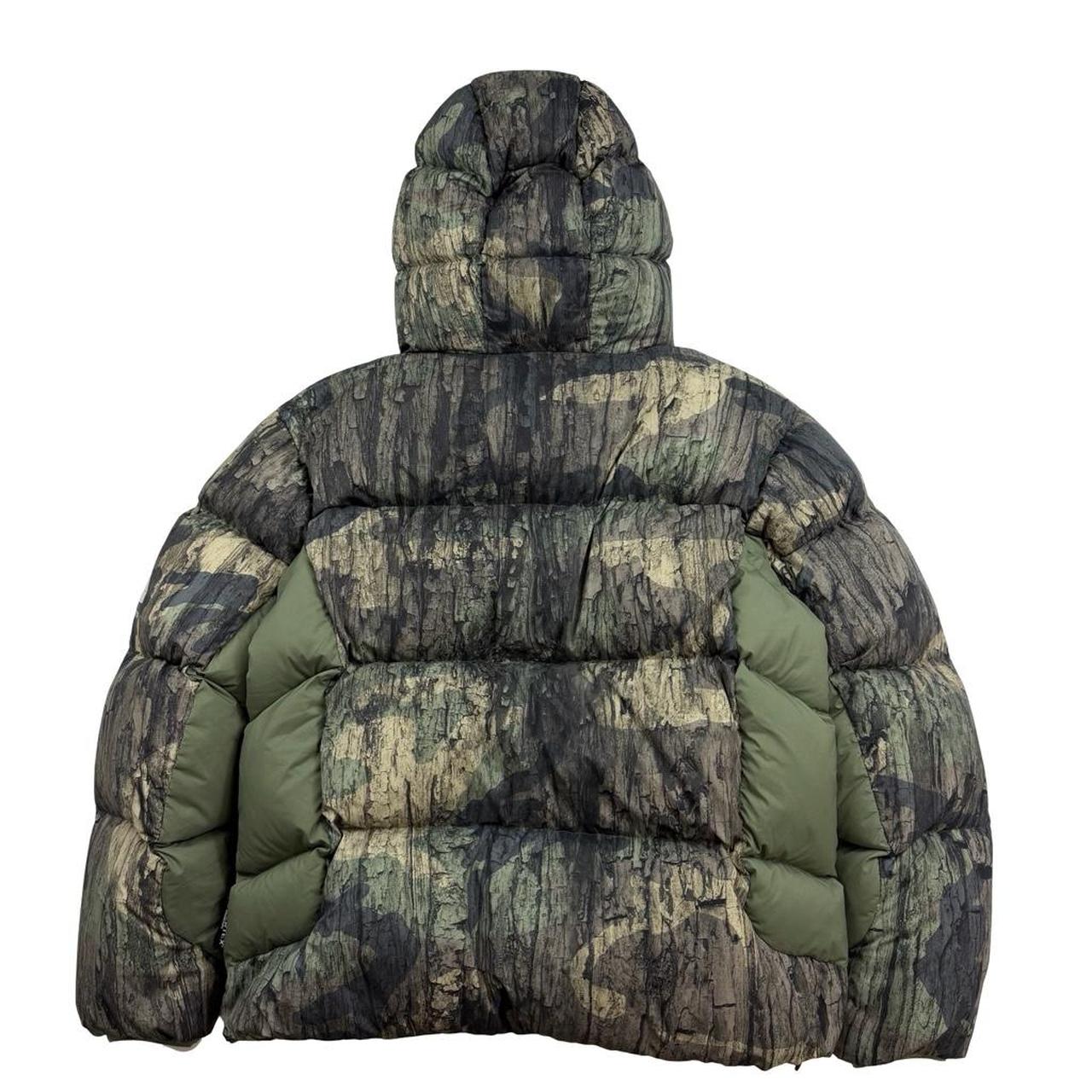Palace Puffer Jacket (L)