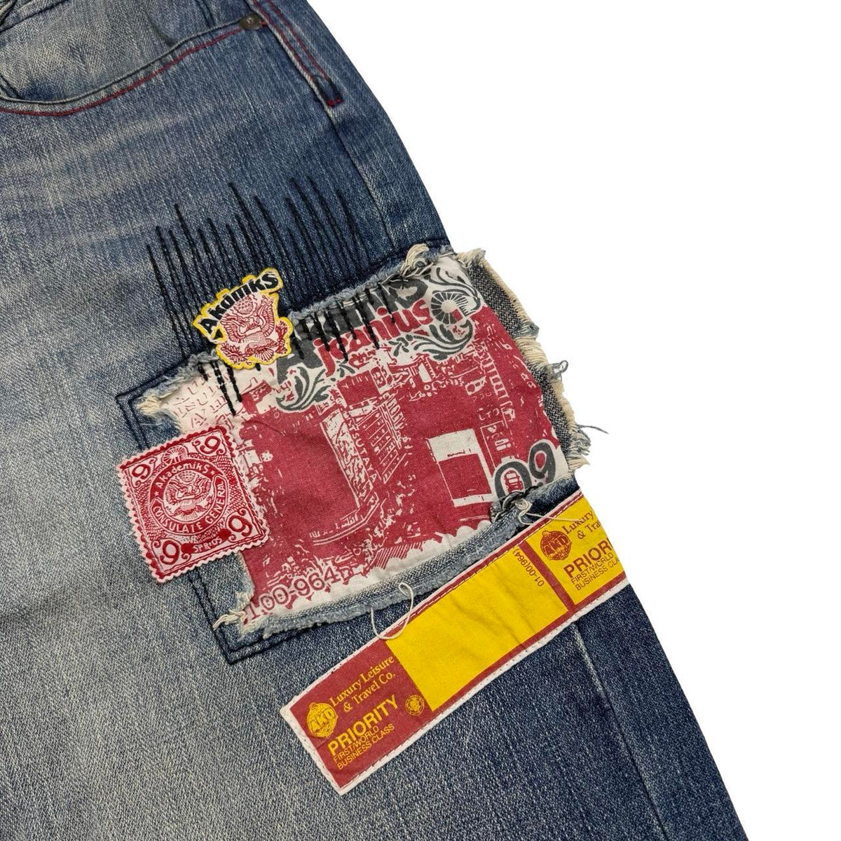Akademiks Shorts (w34)