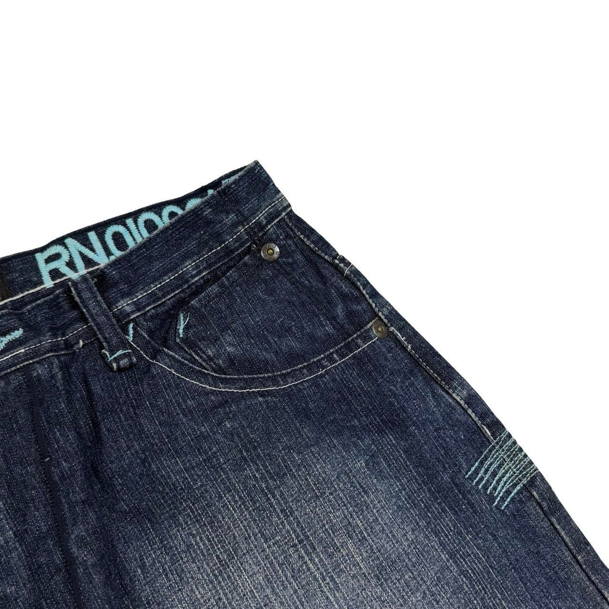Akademiks Shorts (w32)