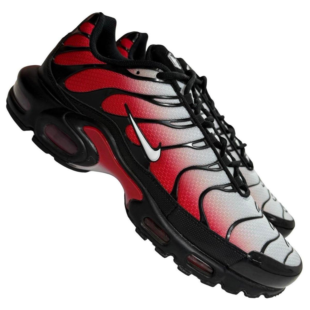 Nike TN Black Fiery Red (uk 10.5)