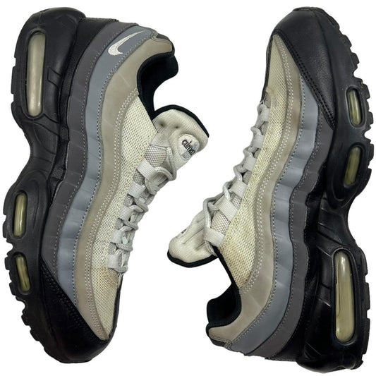 Nike Air Max 95 Essential (uk 9)