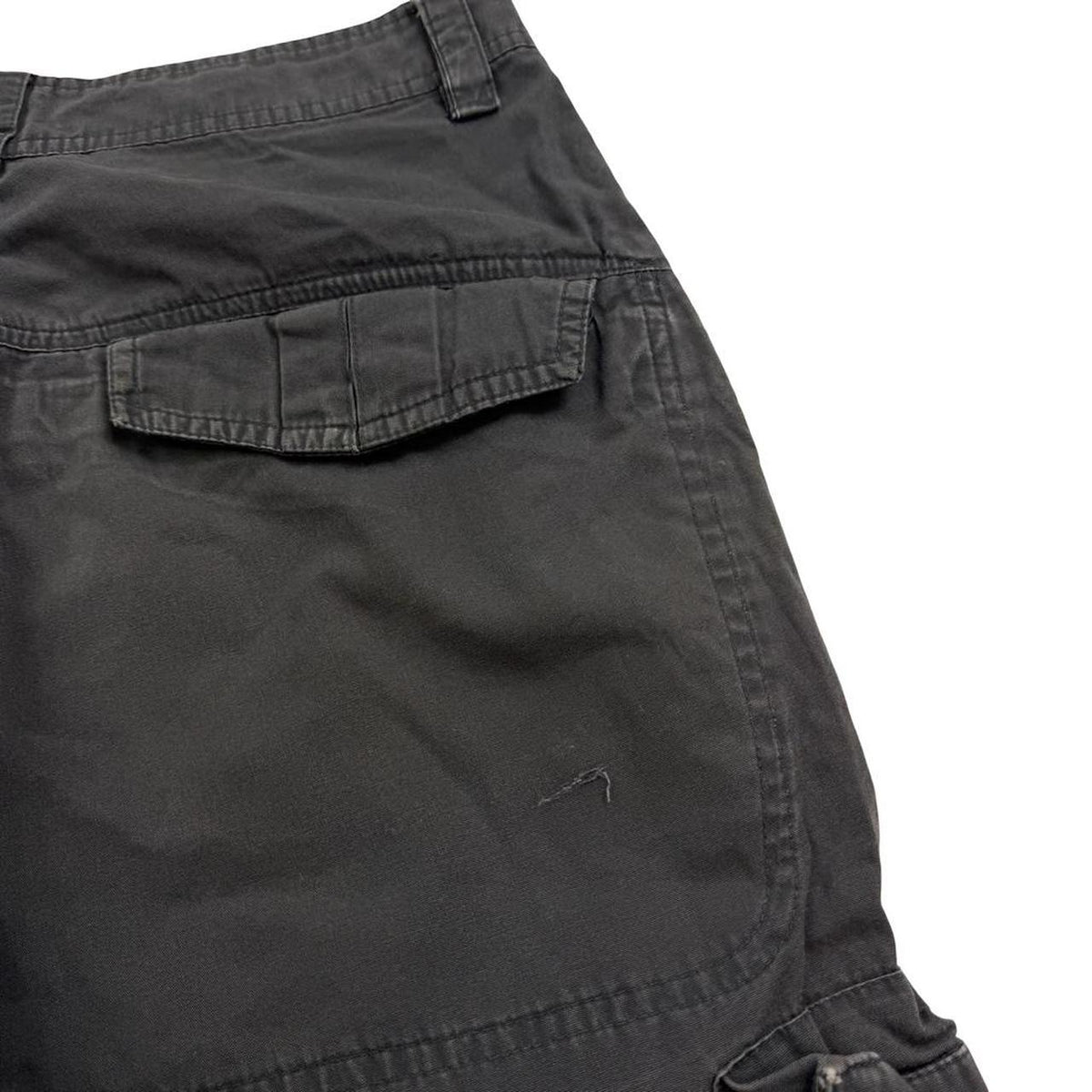 Nike Cargo Shorts (w32)