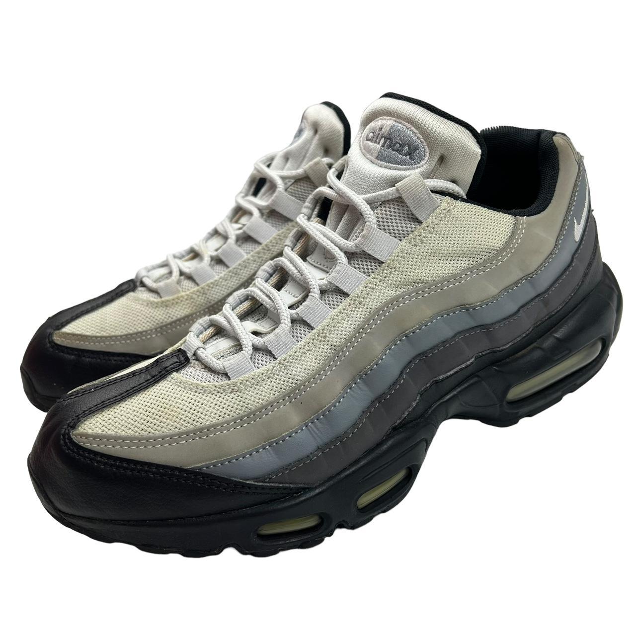 Nike Air Max 95 Essential (uk 9)