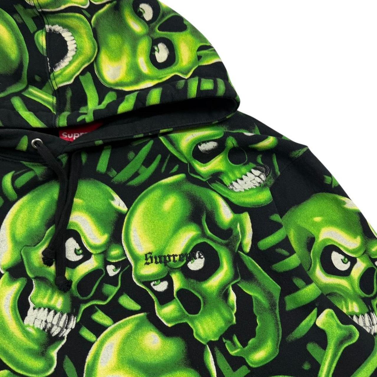 Supreme Hoodie (L)