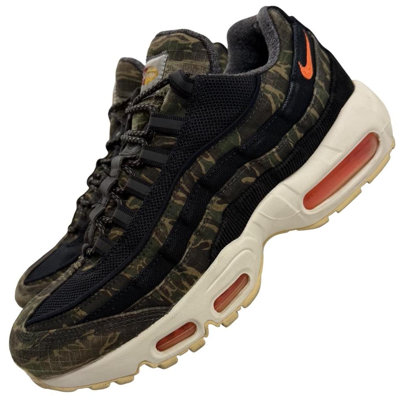 Nike x Carhartt Air Max 95 (uk 7)