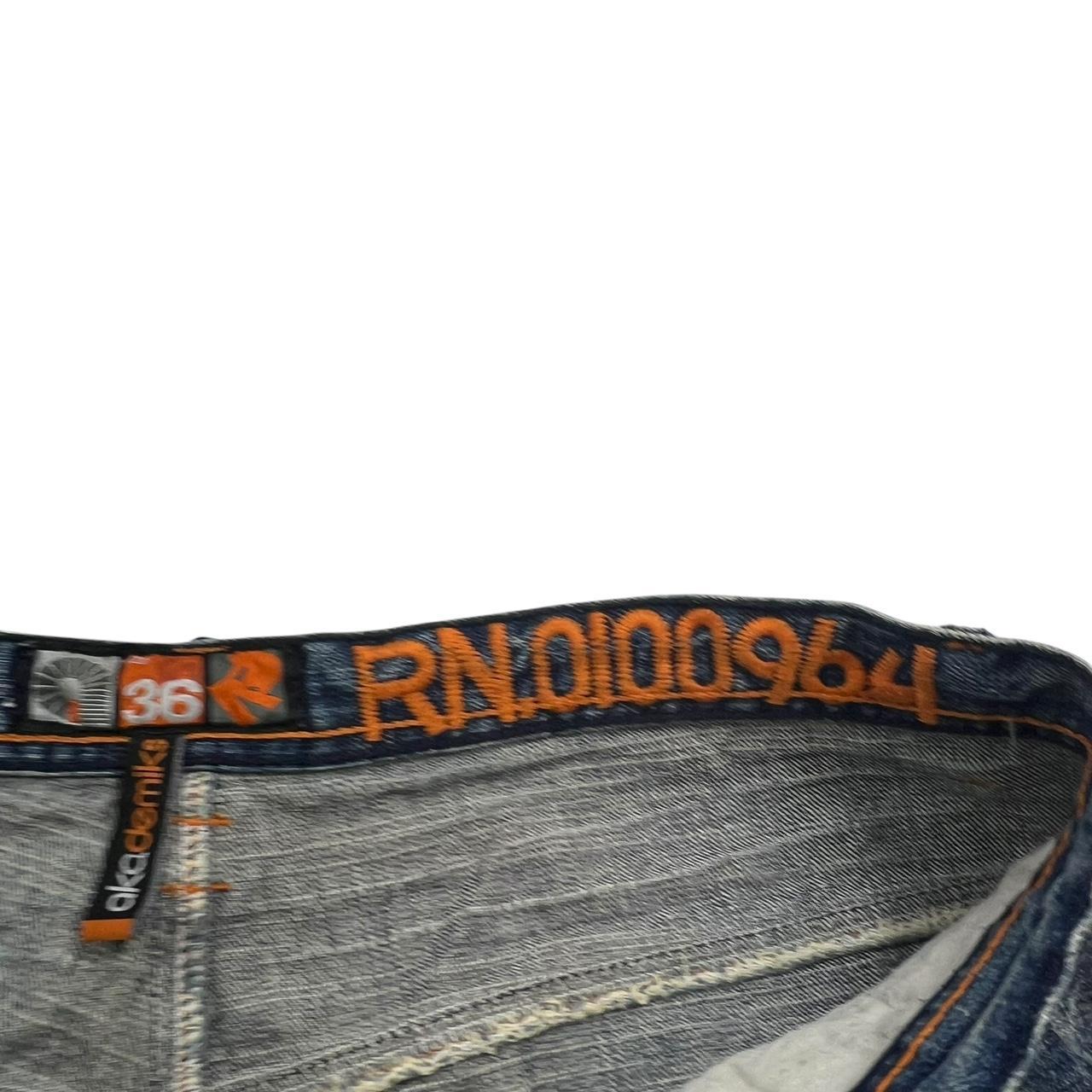 Akademiks Shorts (w36)