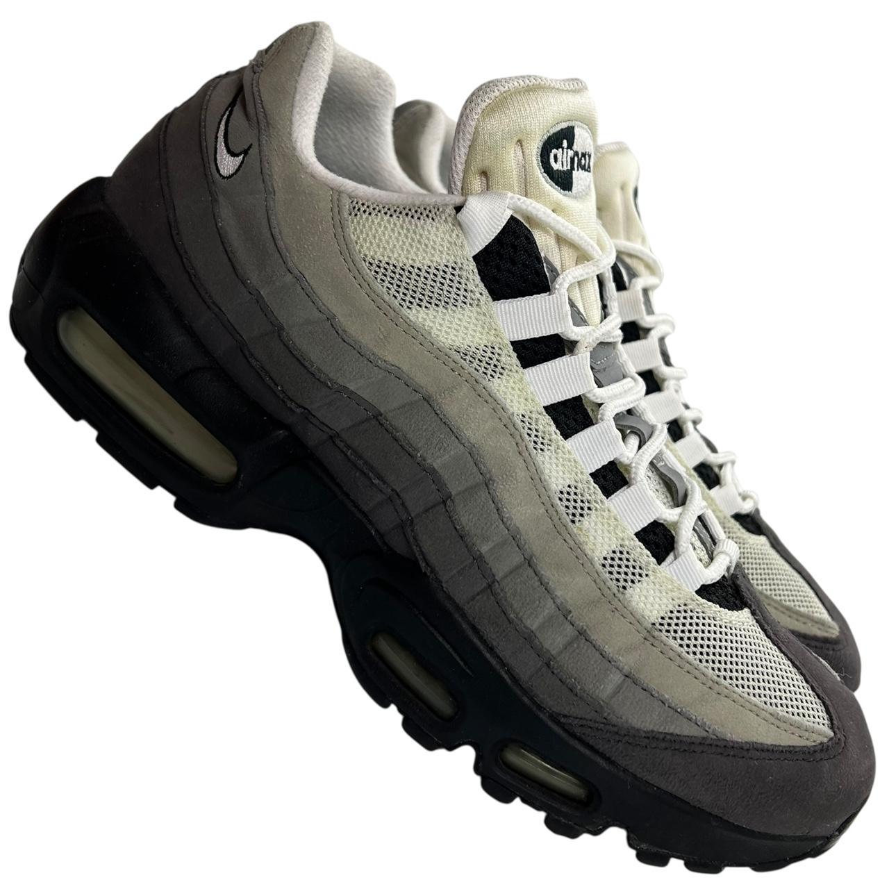 Nike Air Max 95 Granite (uk 7.5)