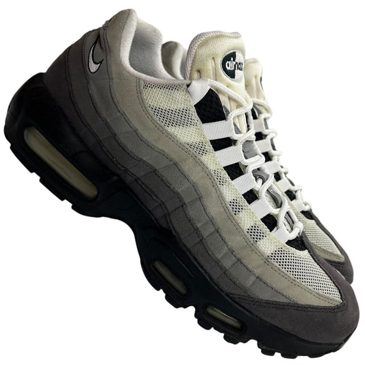 Nike Air Max 95 Granite (uk 7.5)
