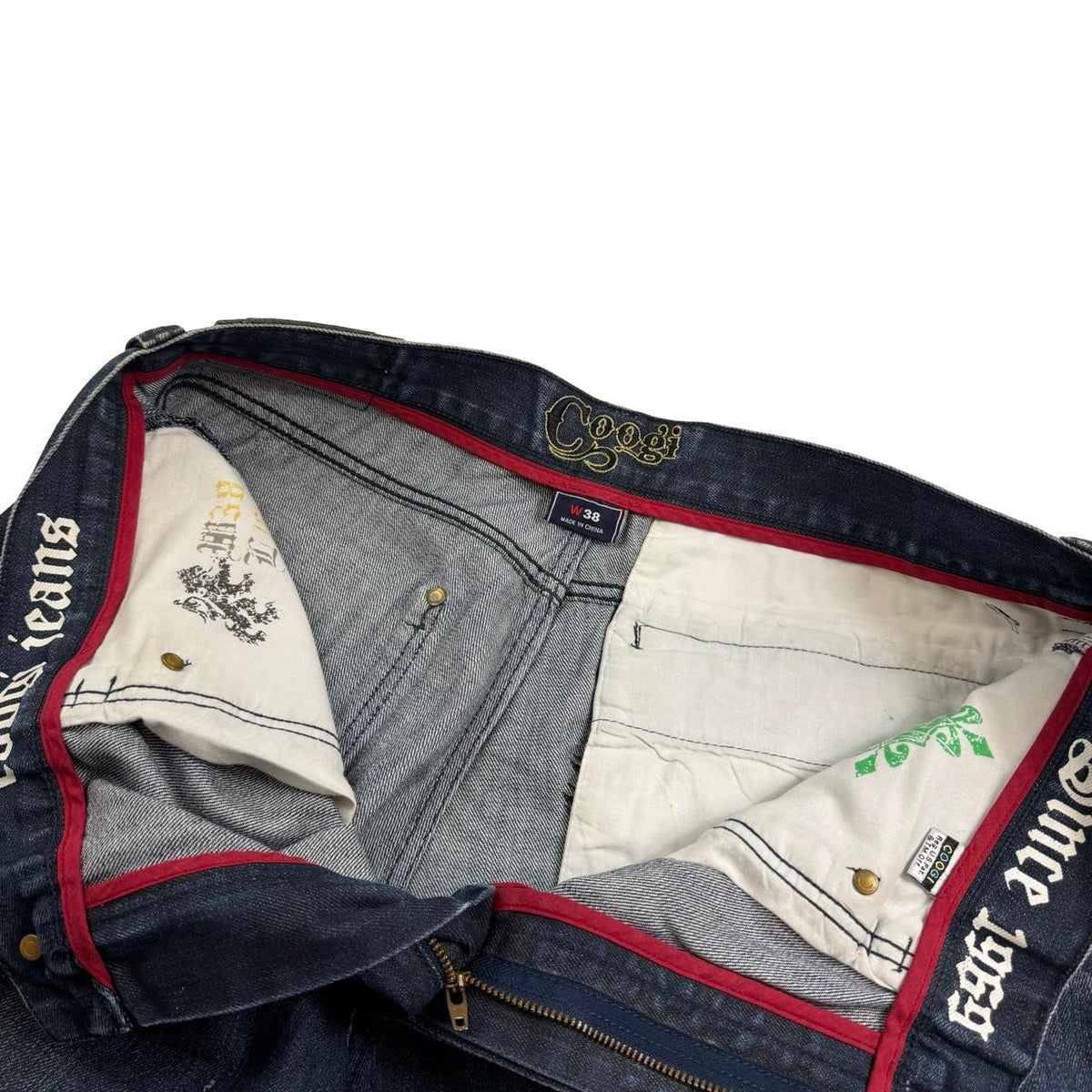 Coogi Shorts (w38)