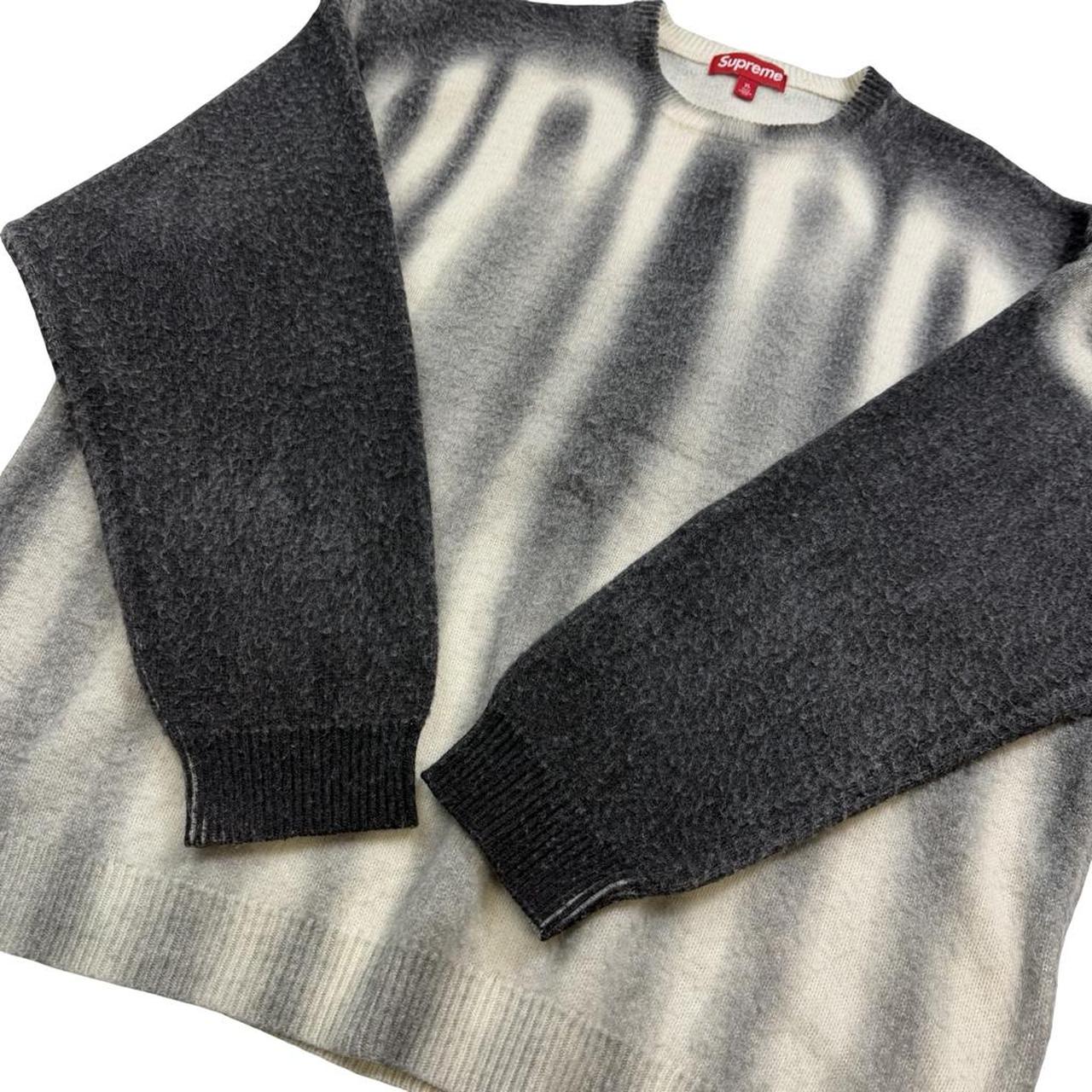 Supreme Sweatshirt (XL)