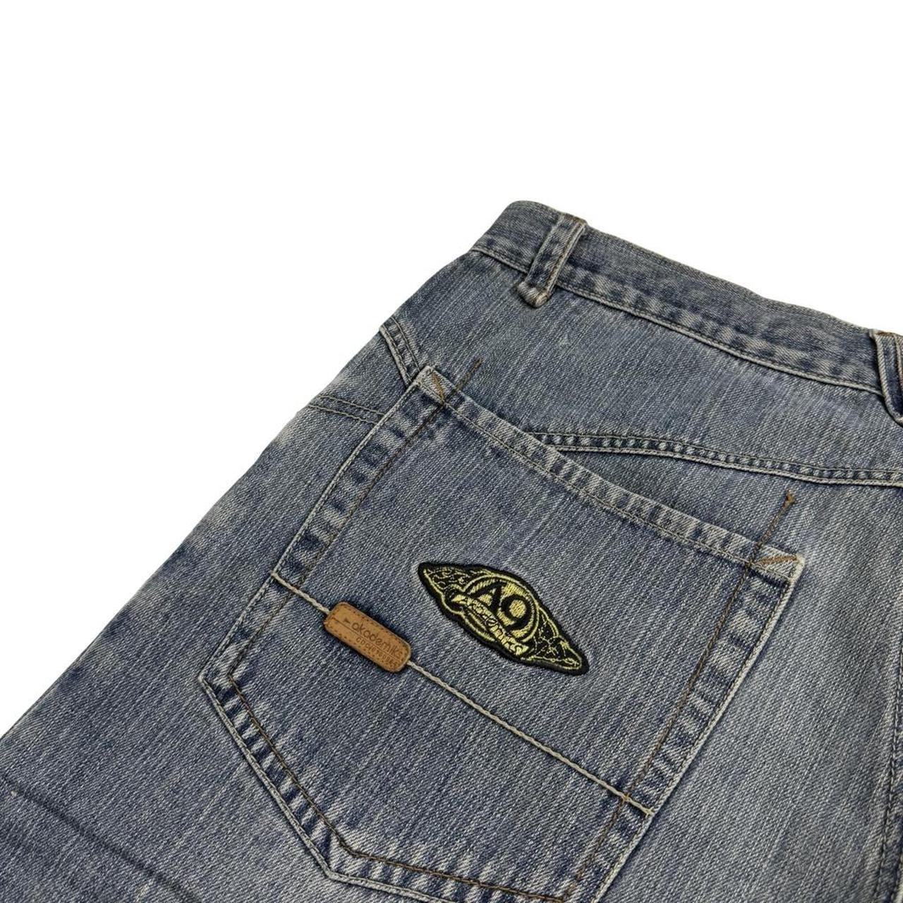 Akademiks Shorts (w38)